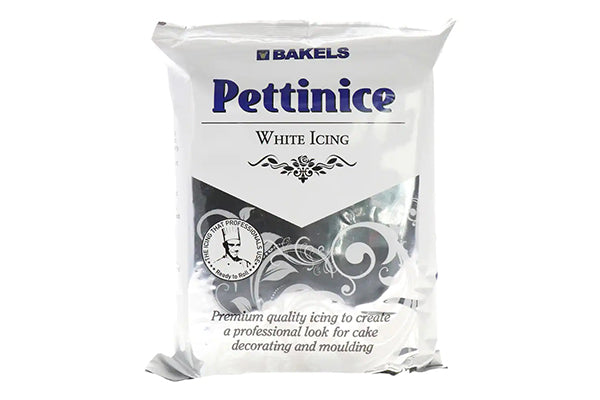 750g Fondant Pettinice RTR Icing Bakels - White