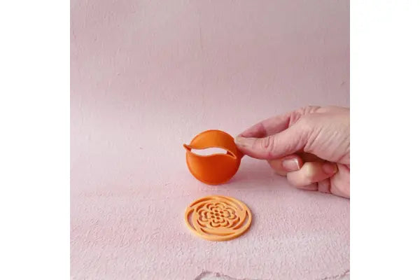 More Flower Power Austin Rose Disc and Piping Tip Set - Moreish by Monica Cavallaro