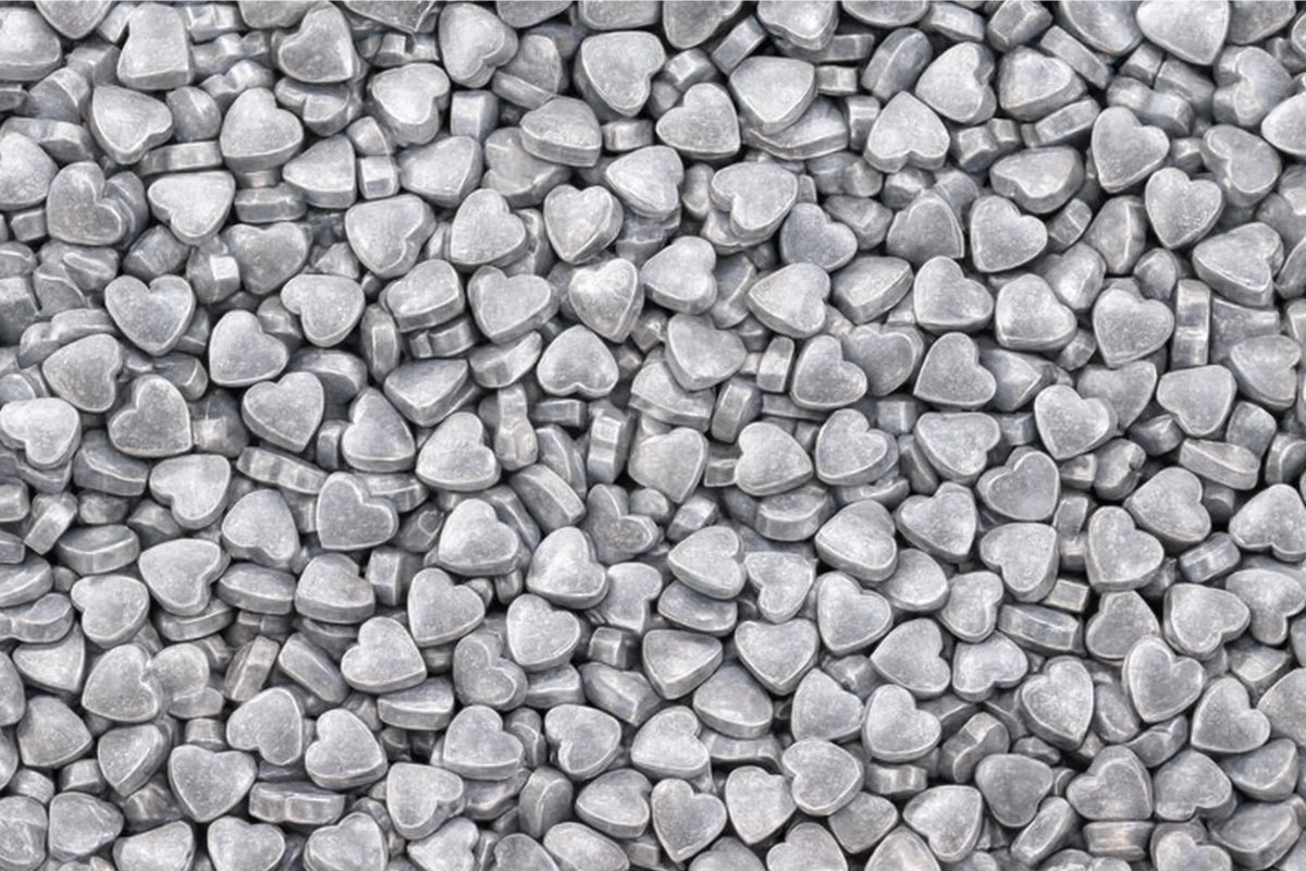 Silver Sweet Hearts 1kg - Iconic Sprinkles