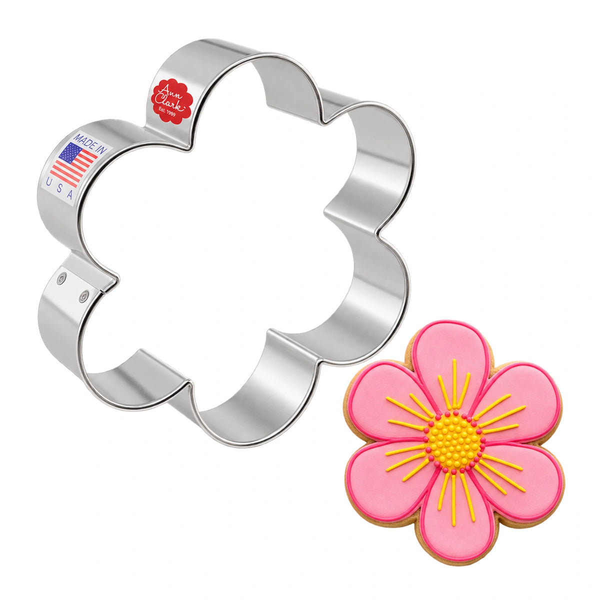 Scalloped Edge / Flower Cookie Cutter - Ann Clark