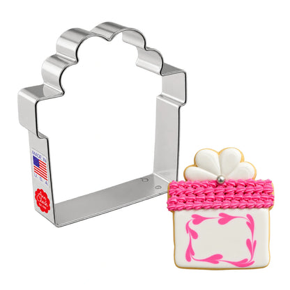 Present with Bow Cookie Cutter - Ann Clark