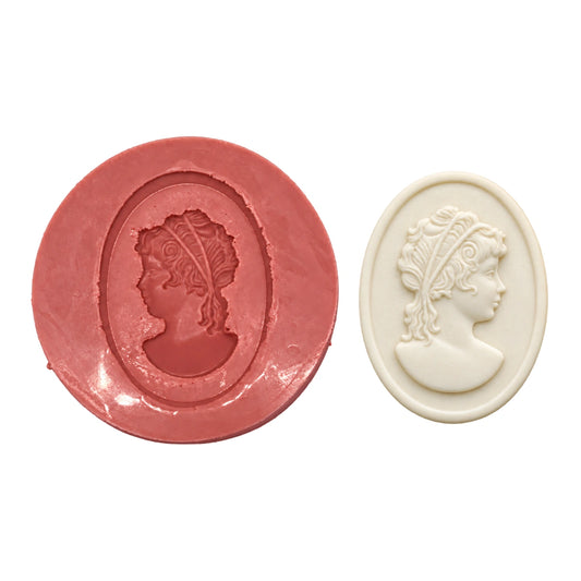 Cameo C35 - Carolines