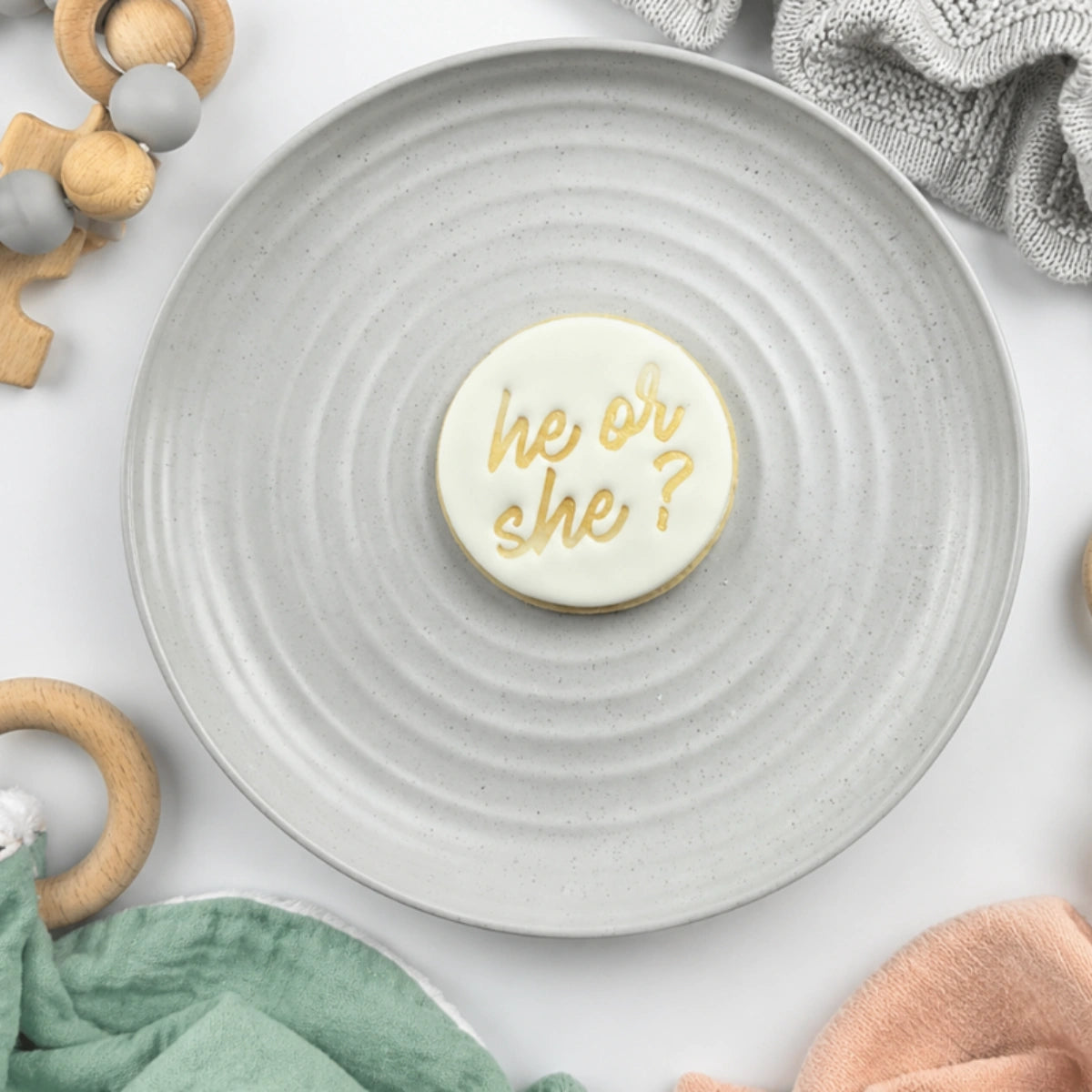 He or She? Embosser 60mm - Custom Cookie Cutters
