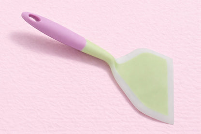 Green Wide Mouth Silicone Spatula - Iconic Cake Art
