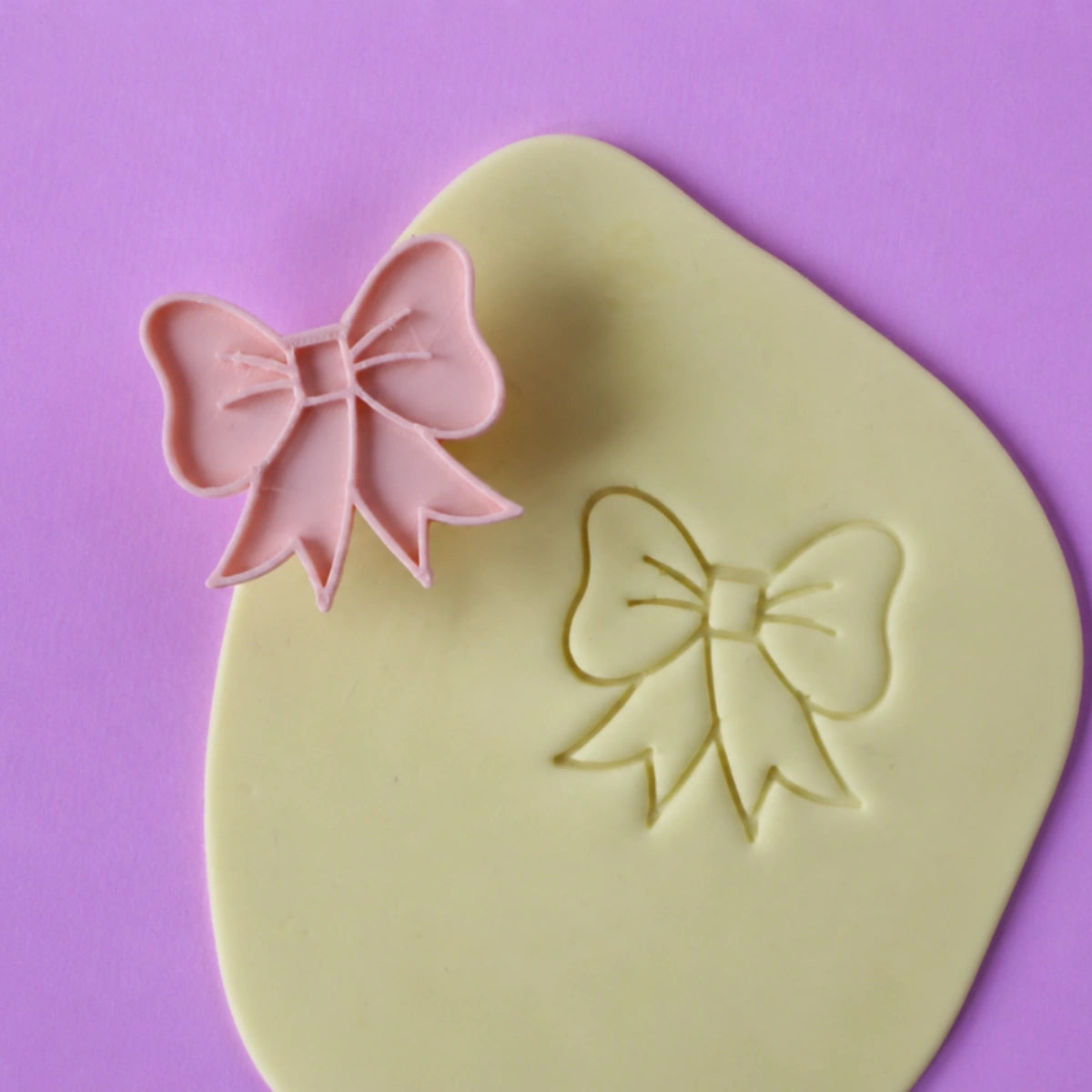 Bow Cutter and Embosser Set - Little Biskut