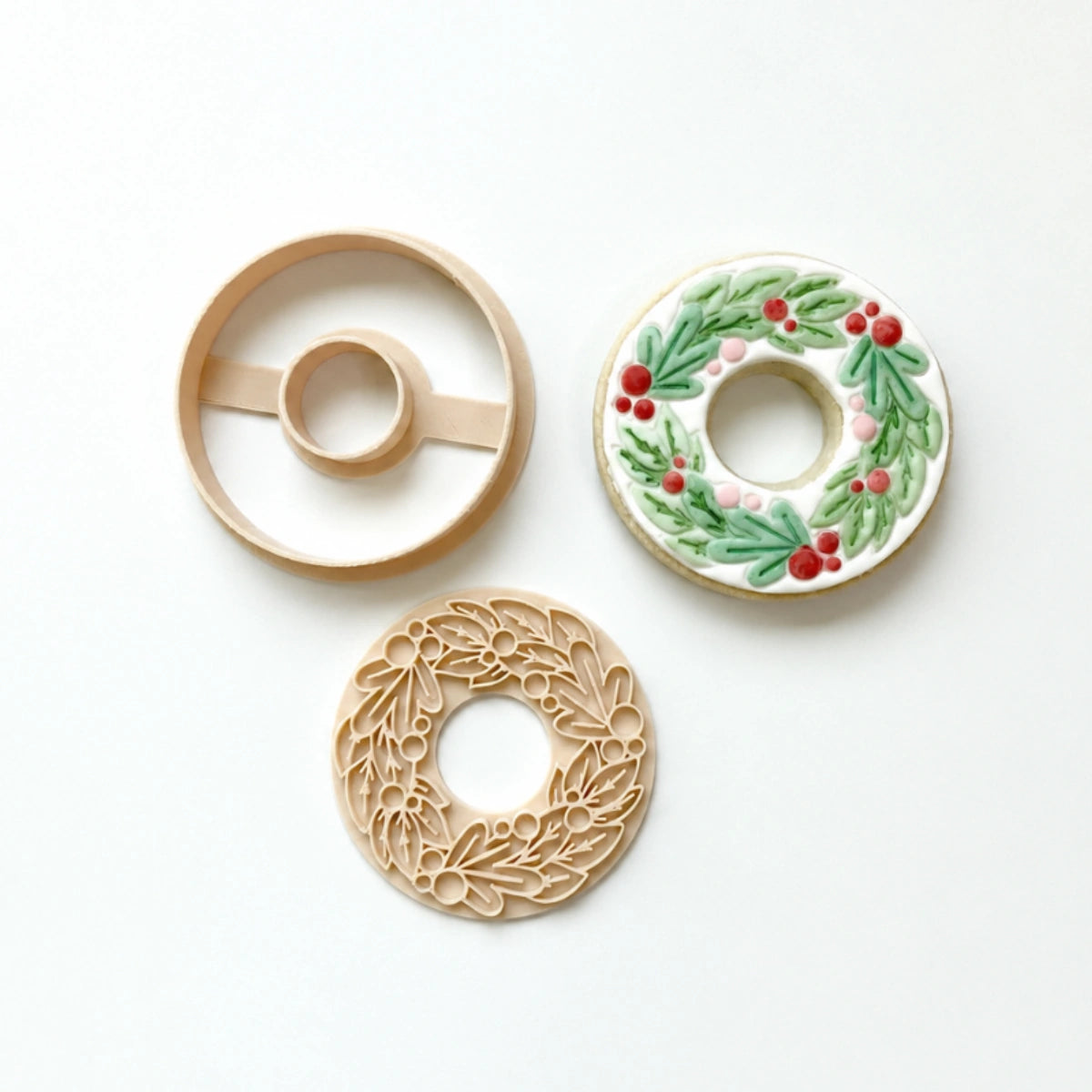 Christmas Wreath Stamp and Cutter Set - Little Biskut
