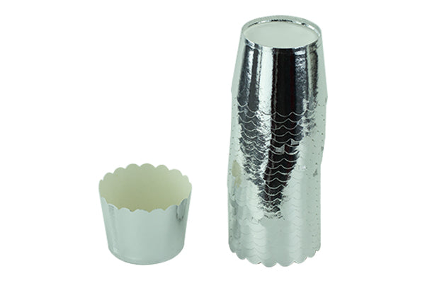 Silver Scalloped Baking Cups - Muffin Cupcake Cases (25 Pack) - Gateau Art