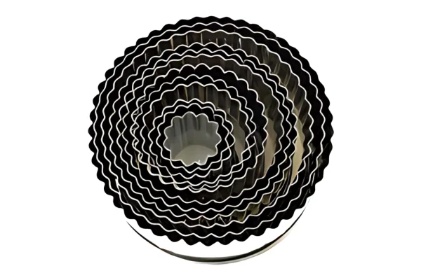 ROUND SHAPE SERRATED CUTTER SET - STAINLESS STEEL - 12 PC | My Dream Cake