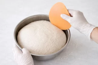 HALF MOON PLASTIC DOUGH SCRAPER,UCG-2000