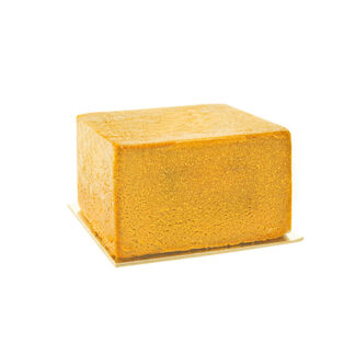 SQUARE WHITE CHOCOLATE MUD 4" HIGH CAKE